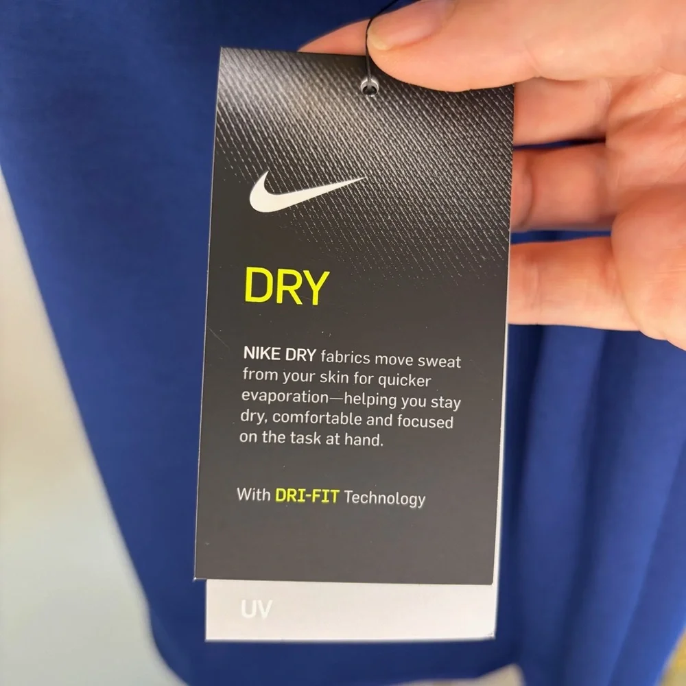 Nike Ladies Golf T-Shirt,‎ Dri-FIT, UV, Blue, Small